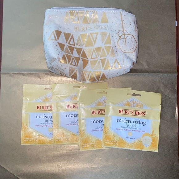 Burt’s Bees moisturizing lip mask set NWT